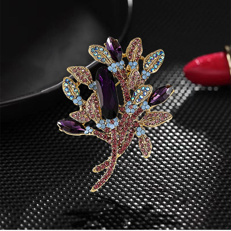 SKEDS Vintage Classic Luxury Rhinestone Flower Shiny Boutique Brooches For Women Fashon Decoration Crystal Clothing Coat Pins