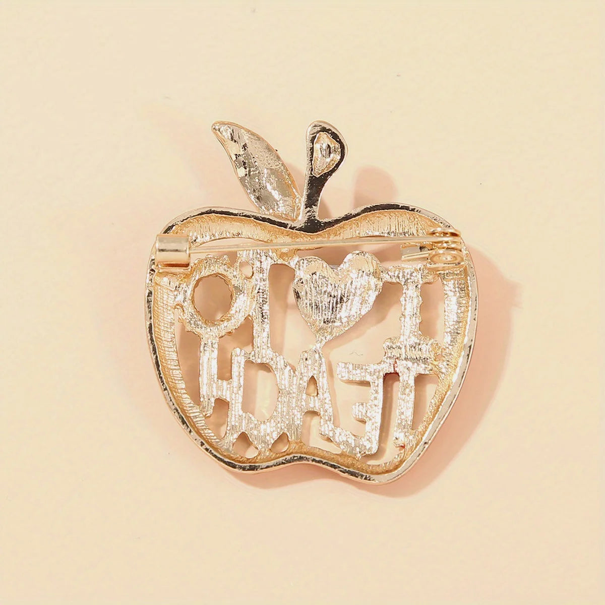 Cartoon Fruit Apple Brooch Men's Personality Clothing Collar Pin Corsage Noble Elegant Badge Women Exquisite Boutique Pins