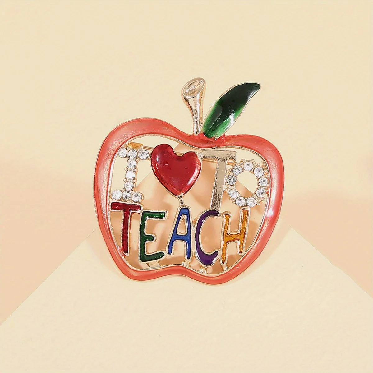 Cartoon Fruit Apple Brooch Men's Personality Clothing Collar Pin Corsage Noble Elegant Badge Women Exquisite Boutique Pins