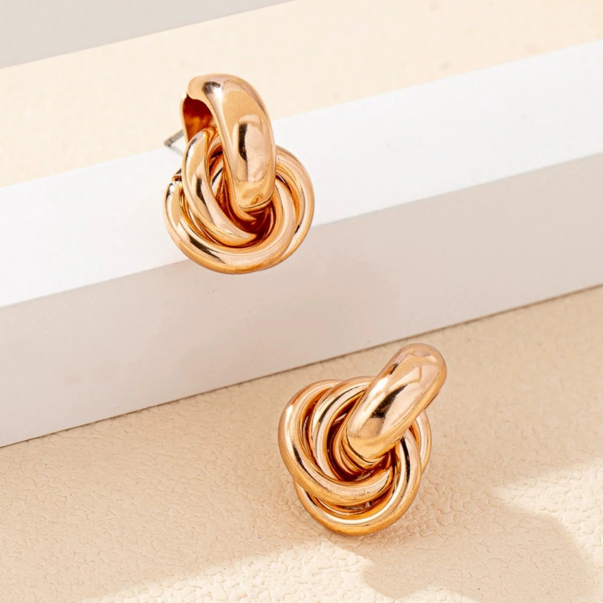 Htpwe Fashion Round Double Ring Metal Stud Earrings For Women Men Gold Silver Geometric Retro Stud Earring Party Daily Jewelry